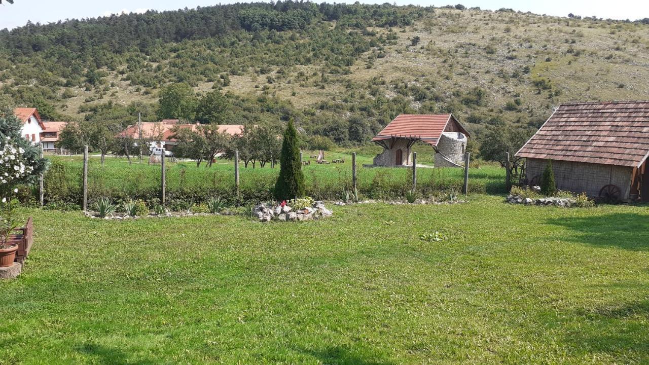 Szakal Vendeghaz Hotel Aggtelek Exterior photo