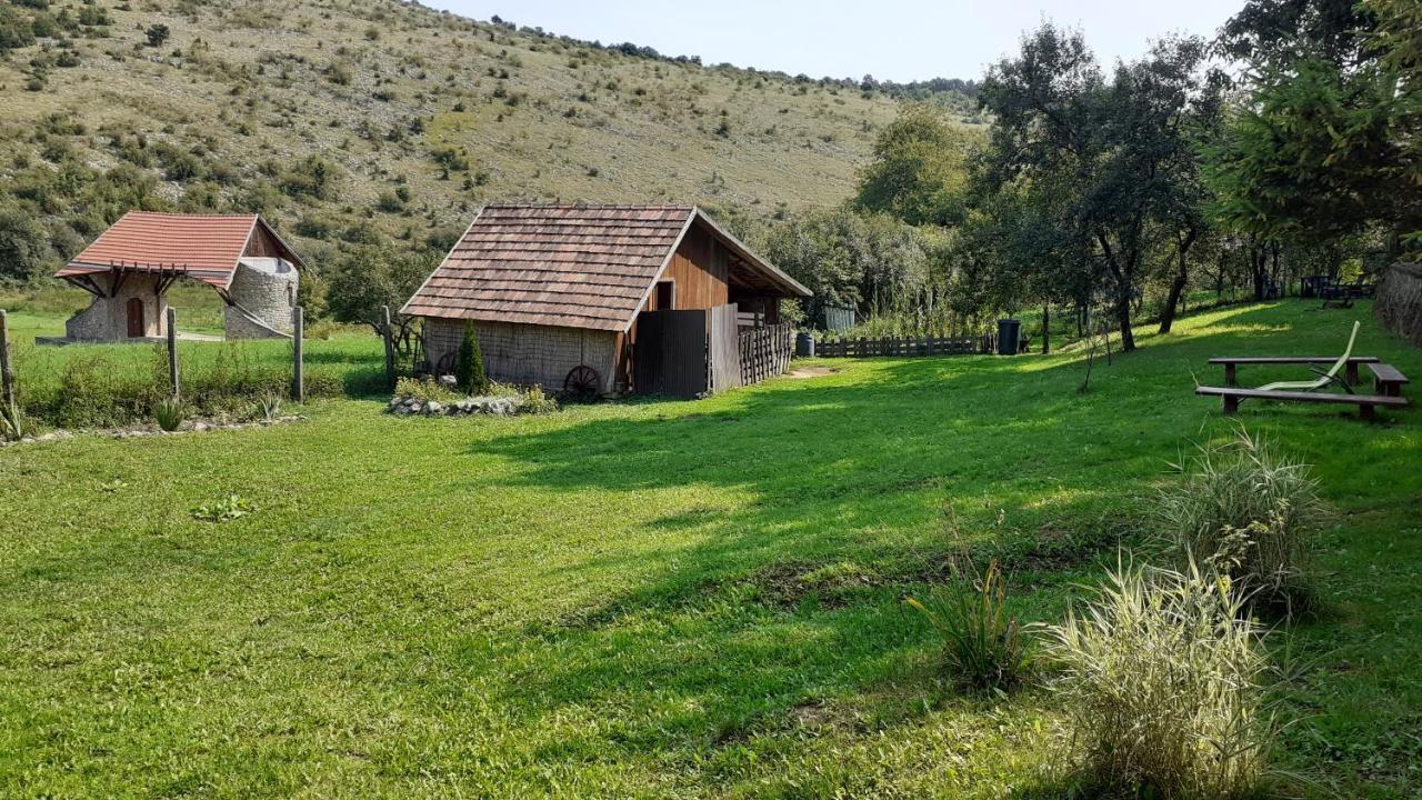 Szakal Vendeghaz Hotel Aggtelek Exterior photo